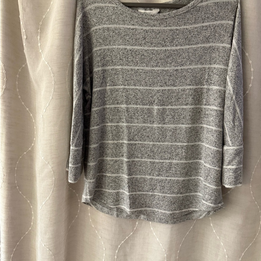Market & Spruce Heather Gray Striped Long Sleeve Top - NWOT - Non-smoking home